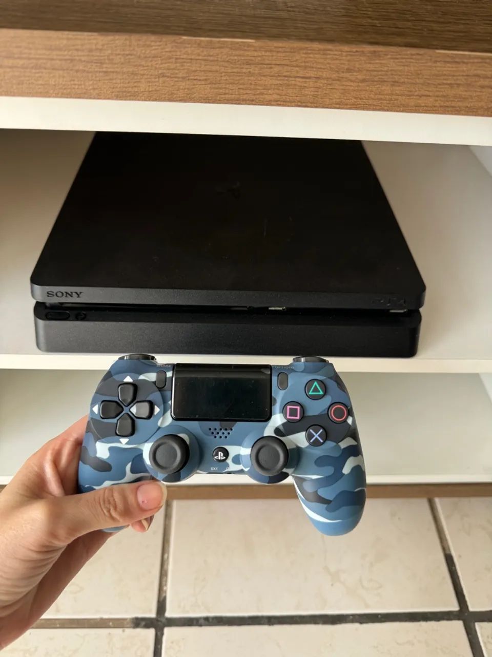 PlayStation 4 impecável com garantia 