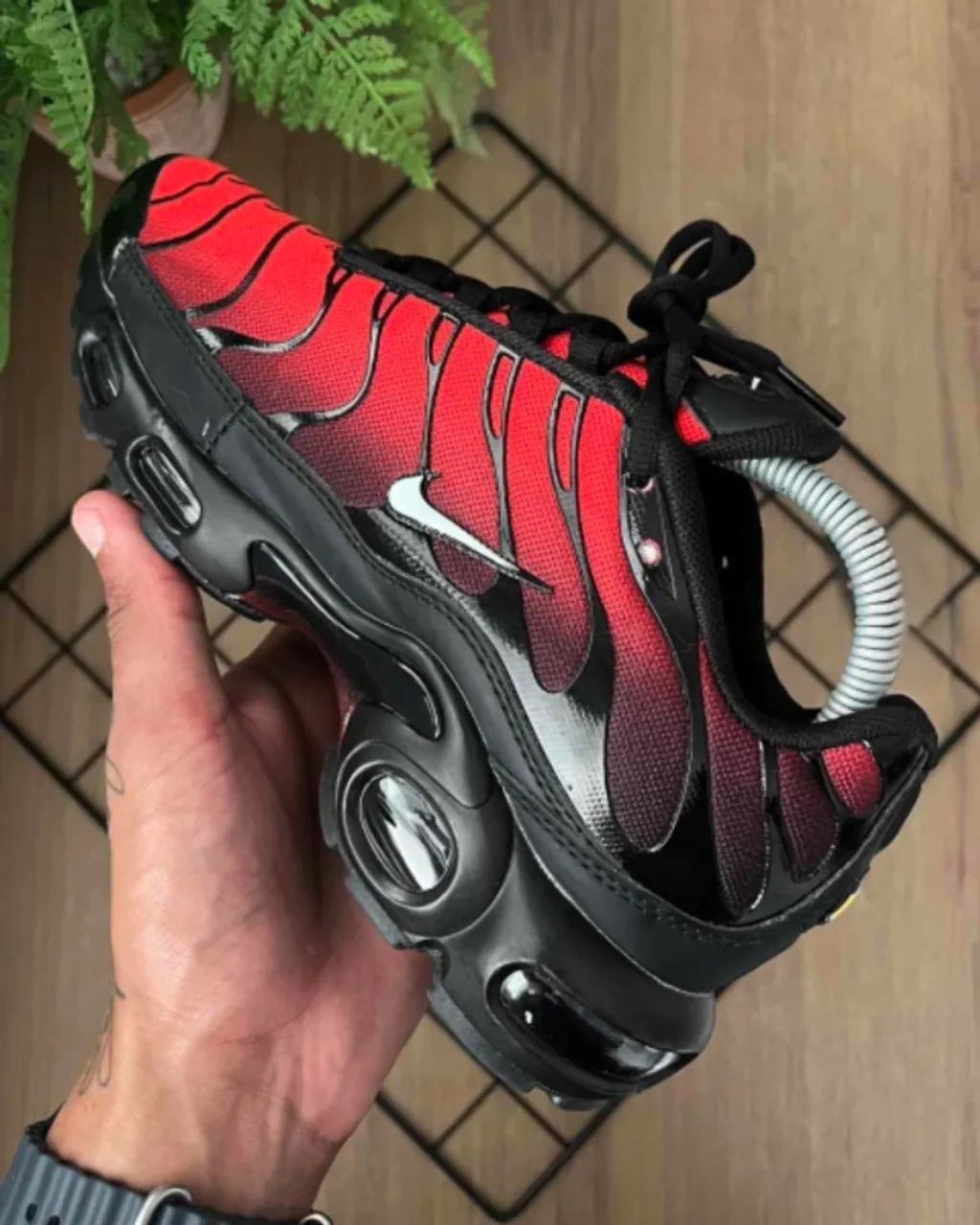 Tênis Nike Air Max TN Plus Importado Vermelho - Foto 2