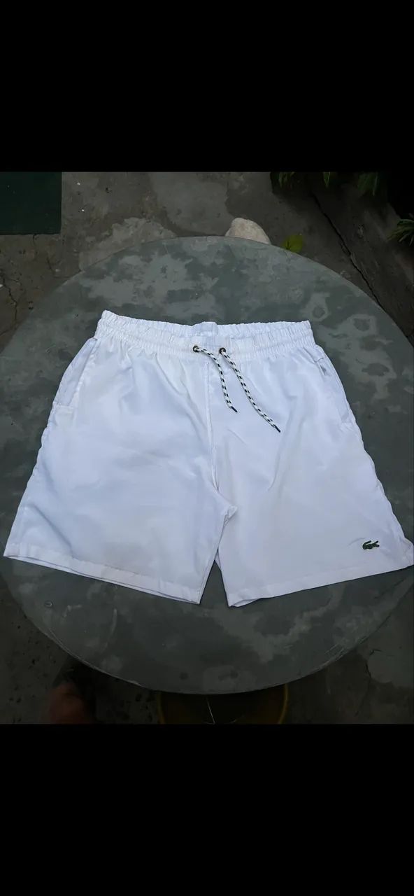 Bermuda Lacoste pra vender hoje
