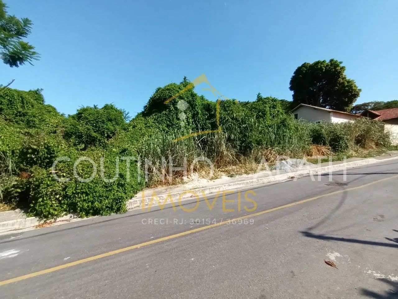 DOIS LOTES À VENDA EM BACAXÁ! 1.182 M² DE ÁREA TOTAL PARA INVESTIR