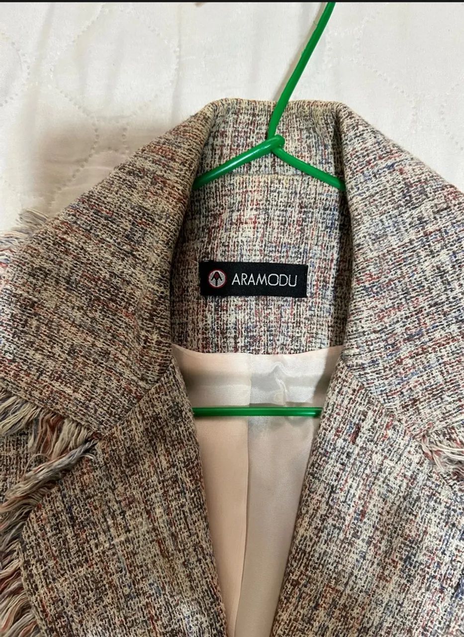 Blazer Aramodu Tweed com Franjas