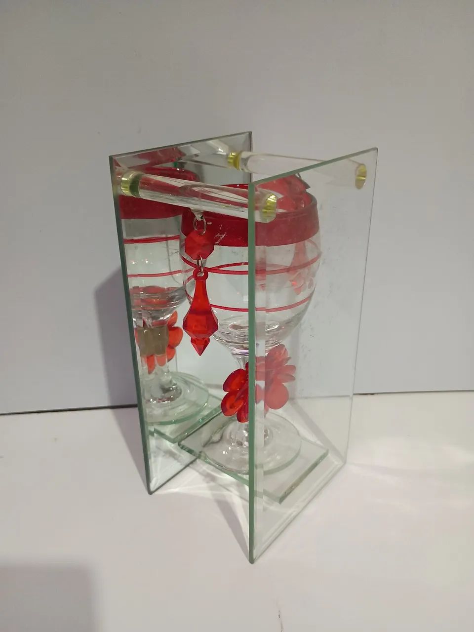Taça decorativa de vidro