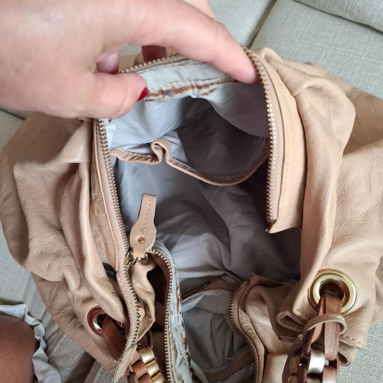 Bolsa de Ombro Bege couro Arezzo - Foto 3