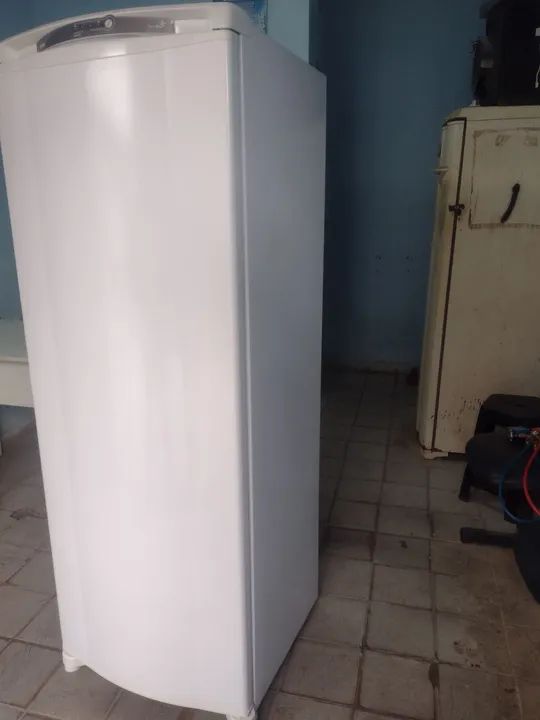 Vendo uma geladeira Consul frosfrie  - Foto 3