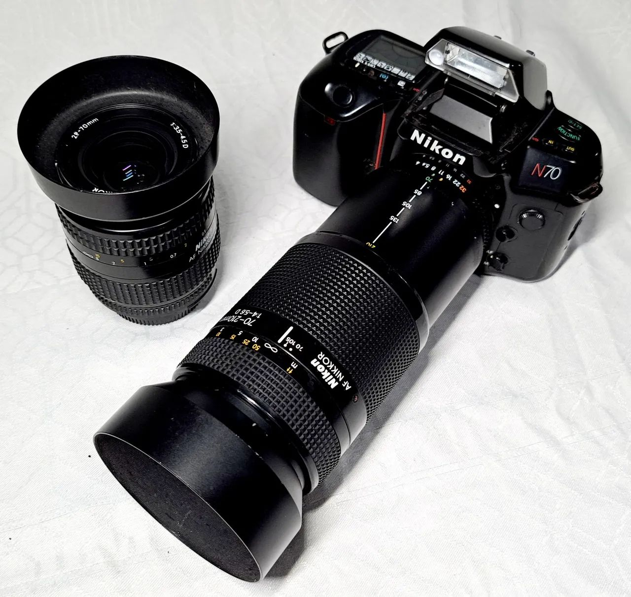 Câmera Nikon N70 com 2 Zooms Nikon Originais - Foto 3