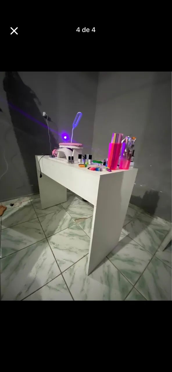 MESA DE MANICURE 64840825949314120