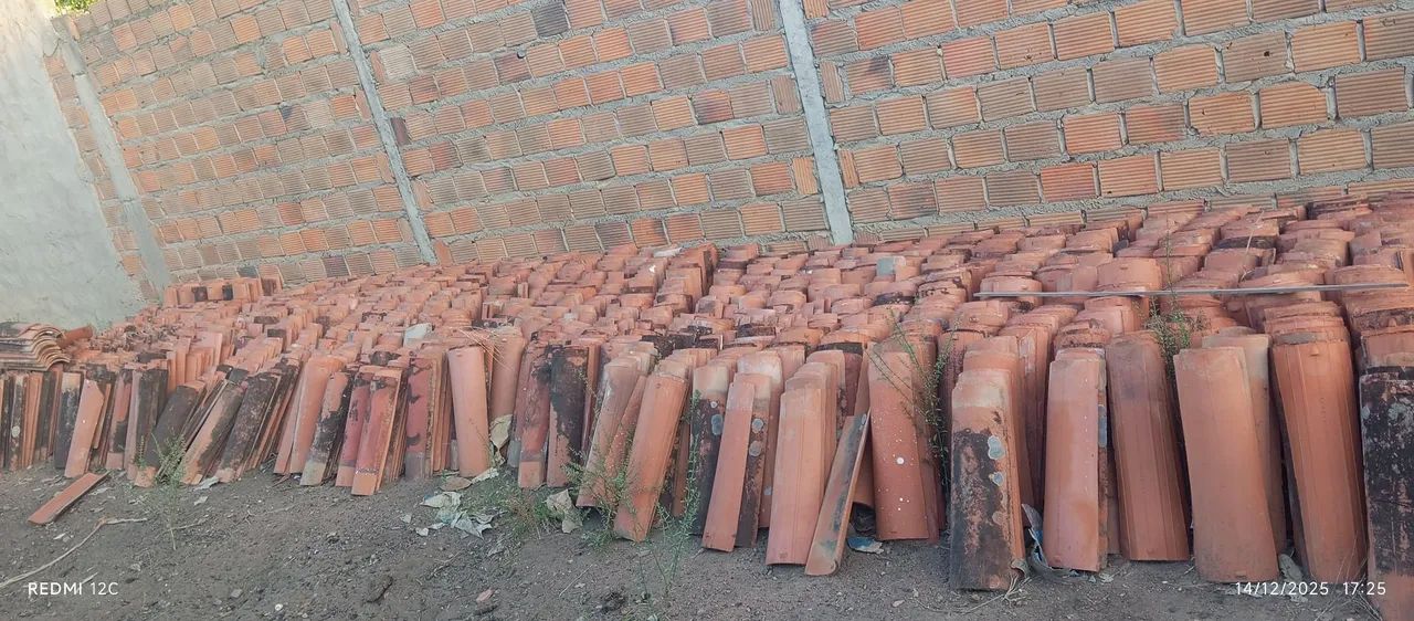 Telhas usadas  - Foto 2