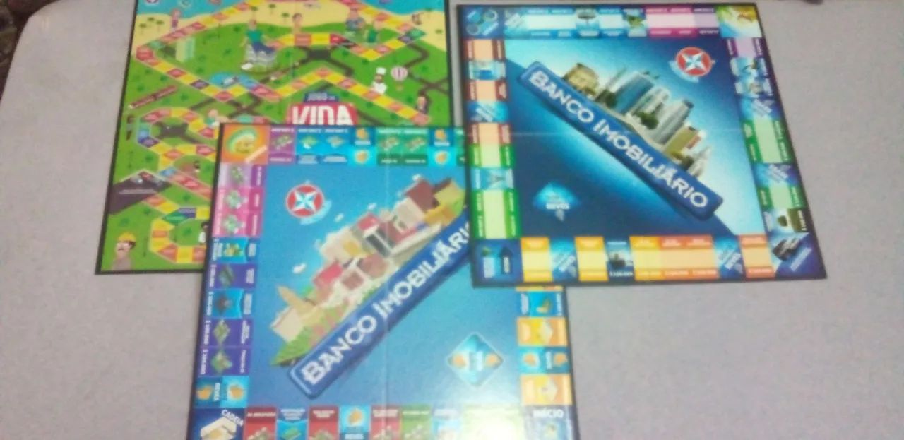 3 Tabuleiros  Banco Imobiliario e Jogo da Vida