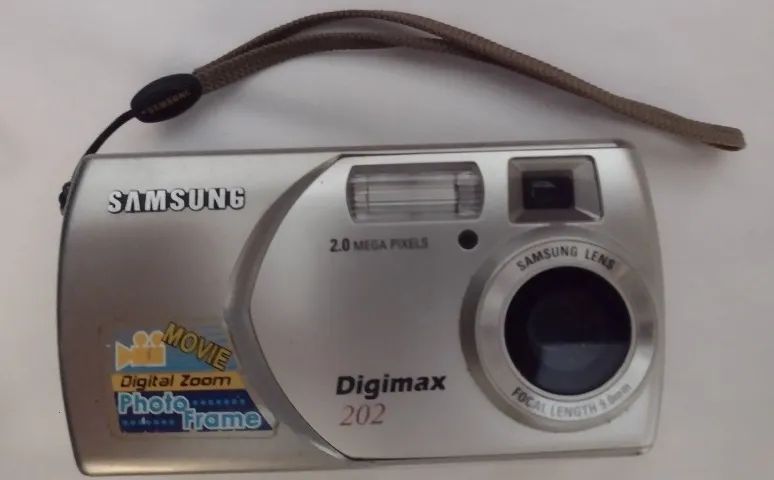 Câmera digital Samsung Modelo Digimax 202 - É vintage