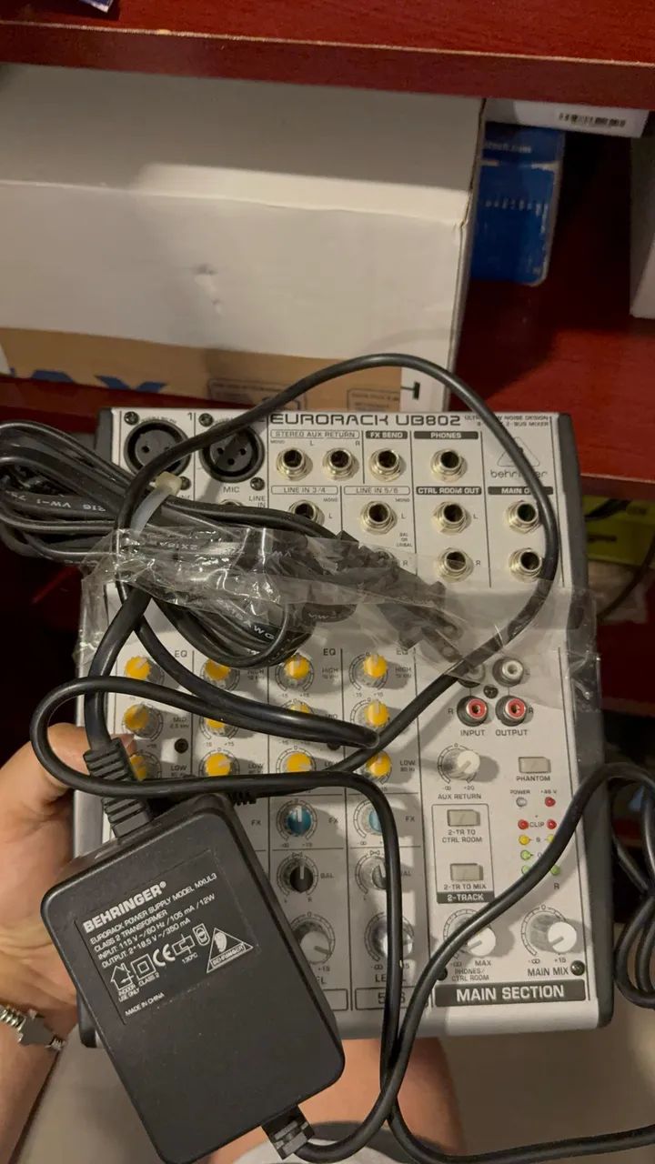 Behringher ub802 - Foto 4
