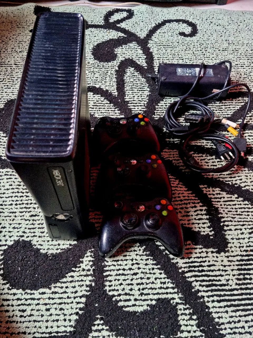 Vendo Xbox 360 slim - Foto 3