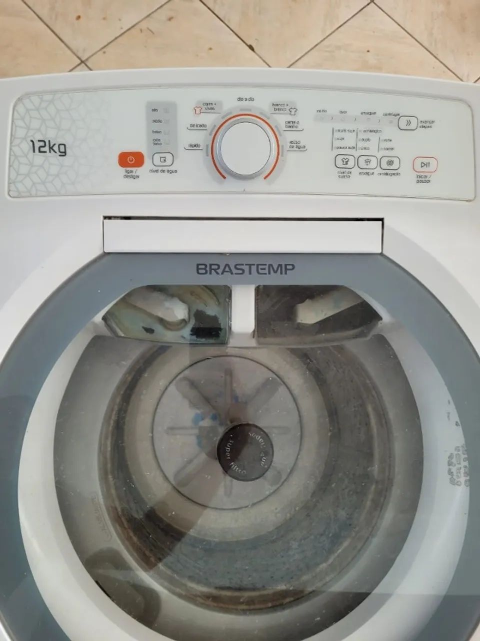 Máquina de lavar roupa 