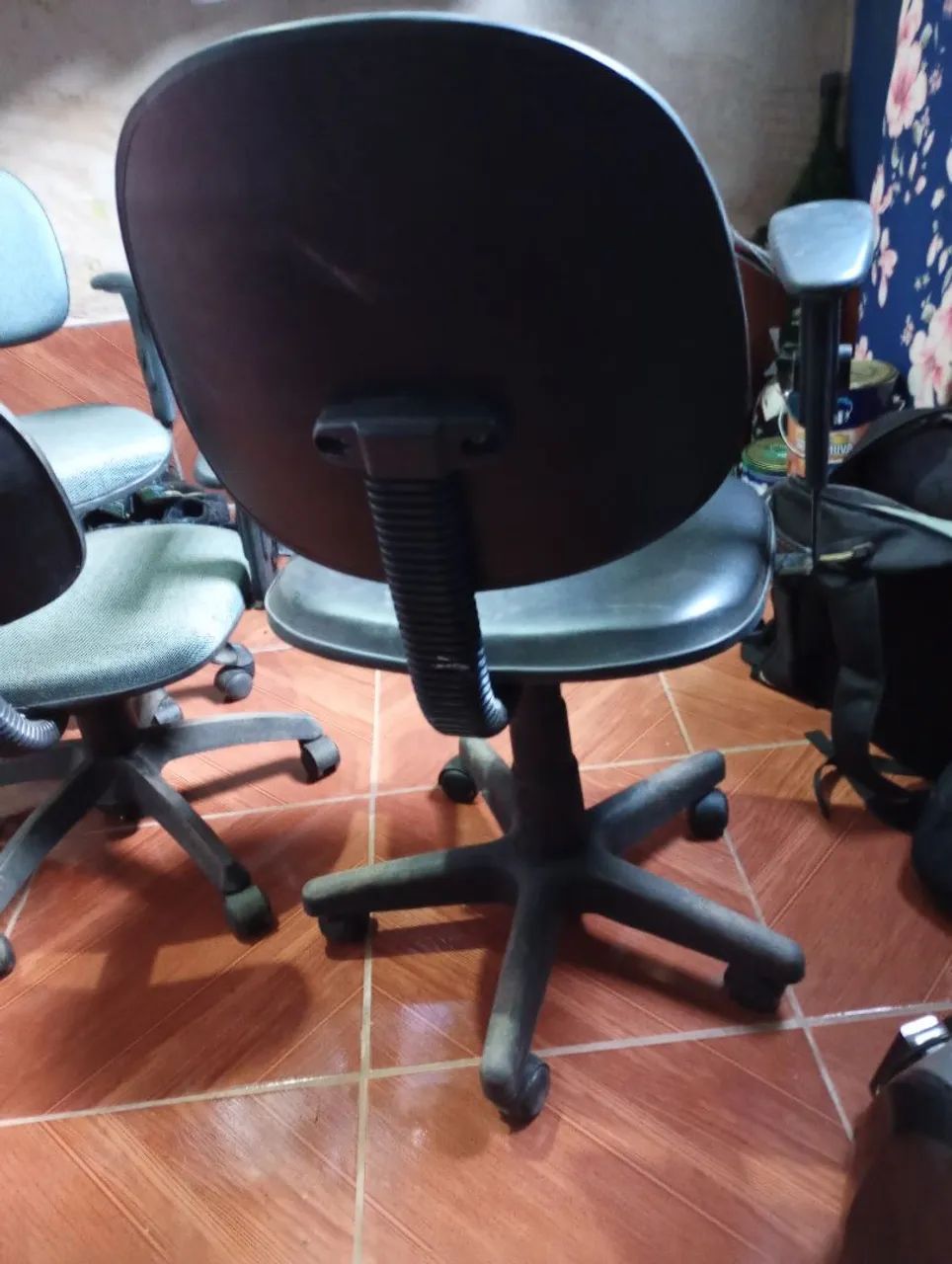 Cadeiras de escritório  - Foto 3