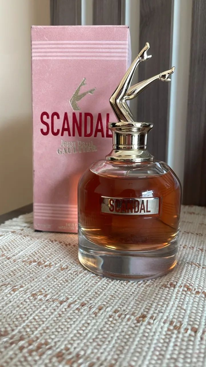 Perfume original novo 