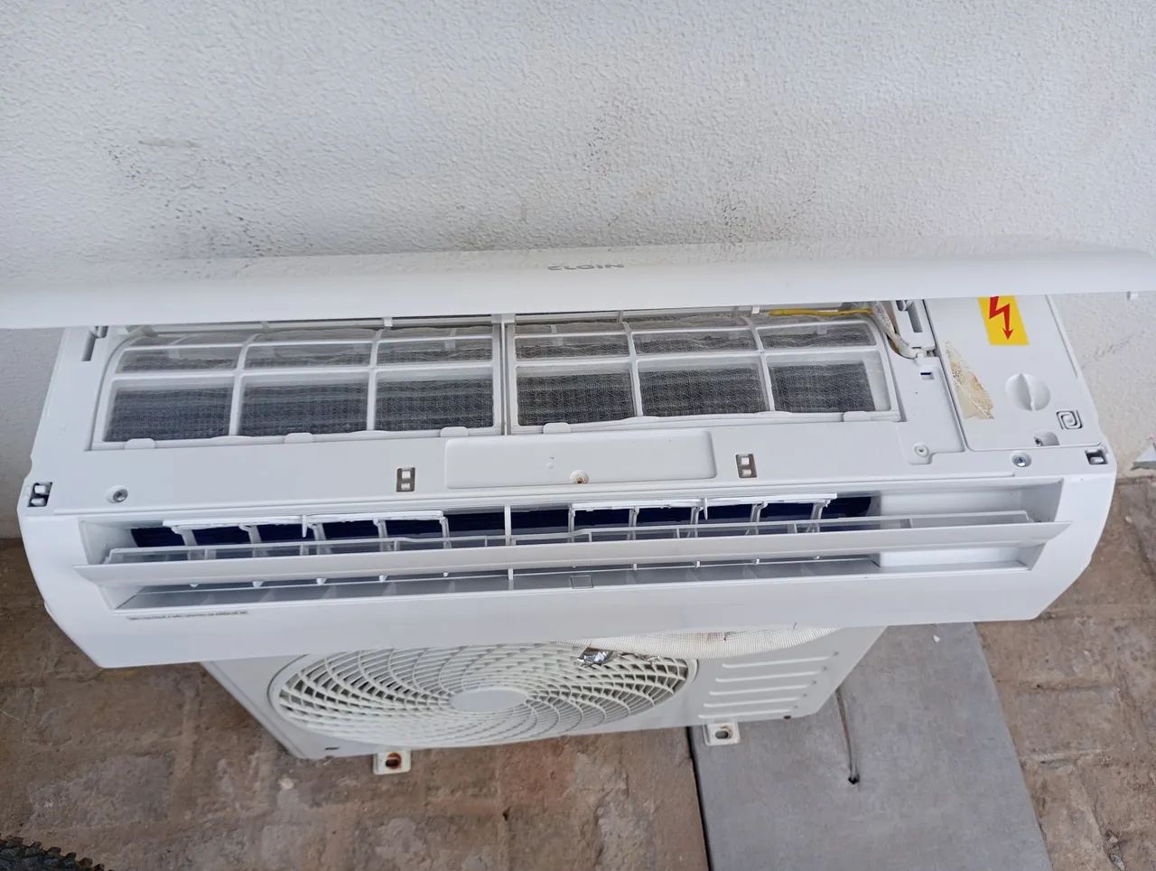 Ar condicionado de 12 mil BTUs Elgin  - Foto 2