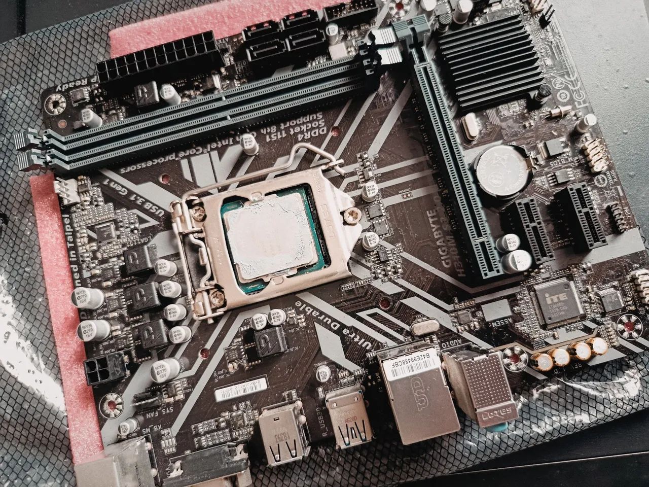 Kit placa mãe com defeito 