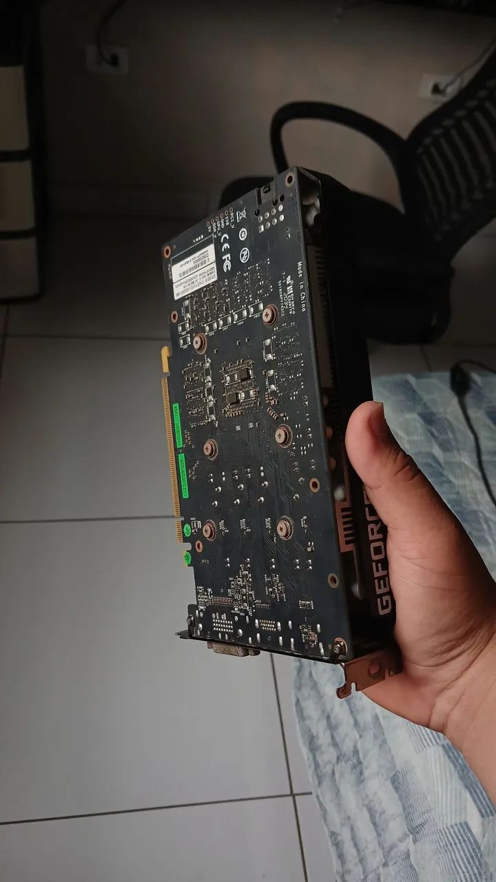 GALAX GeForce GTX 1650 EX Plus - Foto 3