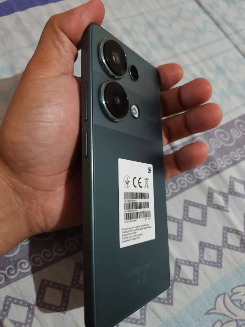 Redmi Note 13 Pro  <br>Celular sem muitas marca de uso <br>Valor 700,00 - Foto 4