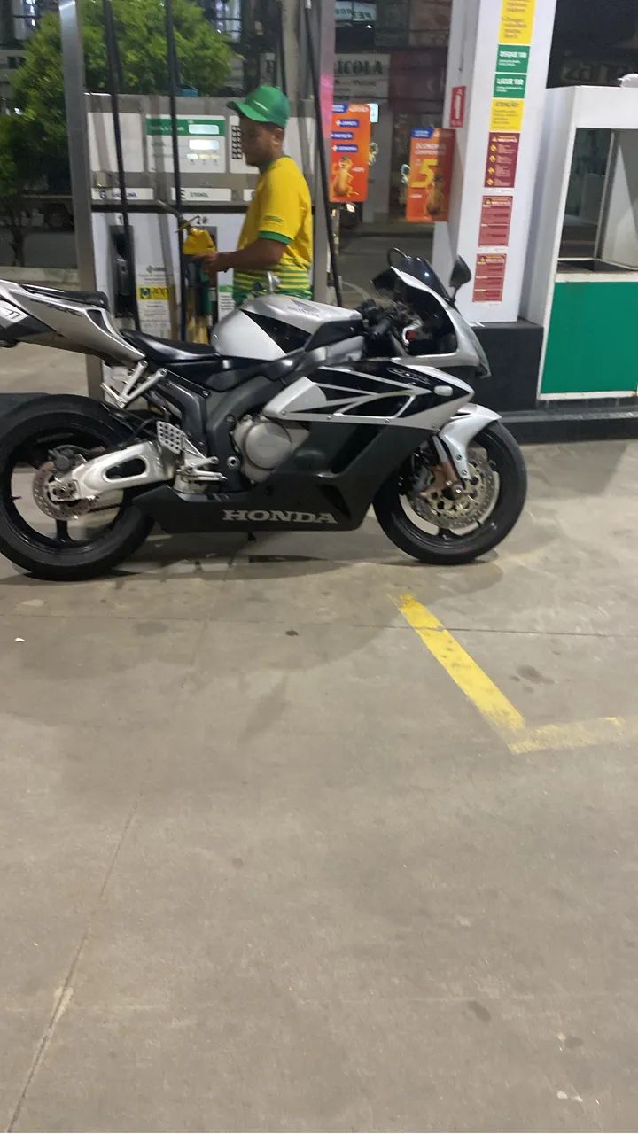 CBR 1000rr  - Foto 5