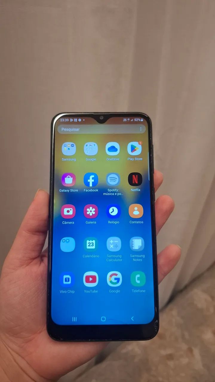 Celular Samsung Galaxy A20  - Foto 2