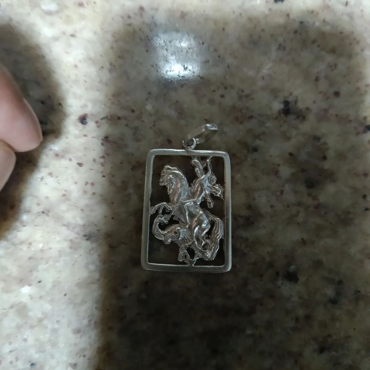 Pingente prata são Jorge.