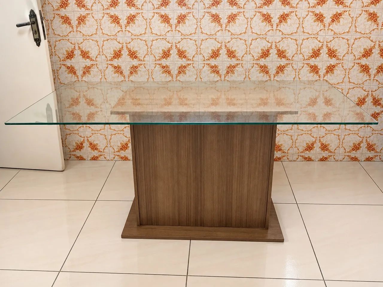 Conjunto de mesa de jantar com 6 cadeiras