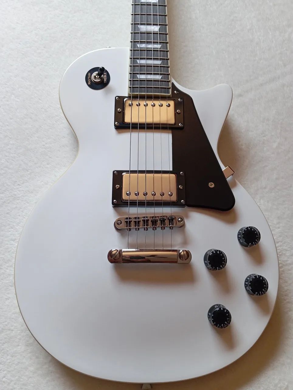 Les Paul Strinberg *Nova*