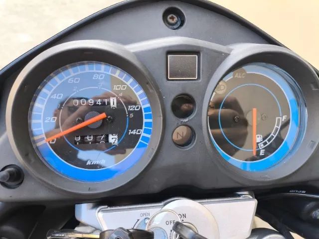 Titan 150 ESD    2012 - Foto 5
