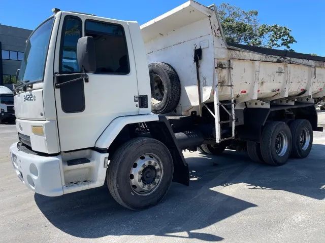 Vende-se CAMINHÃO BASCULANTE FORD CARGO 2422E 2009 - Foto 2