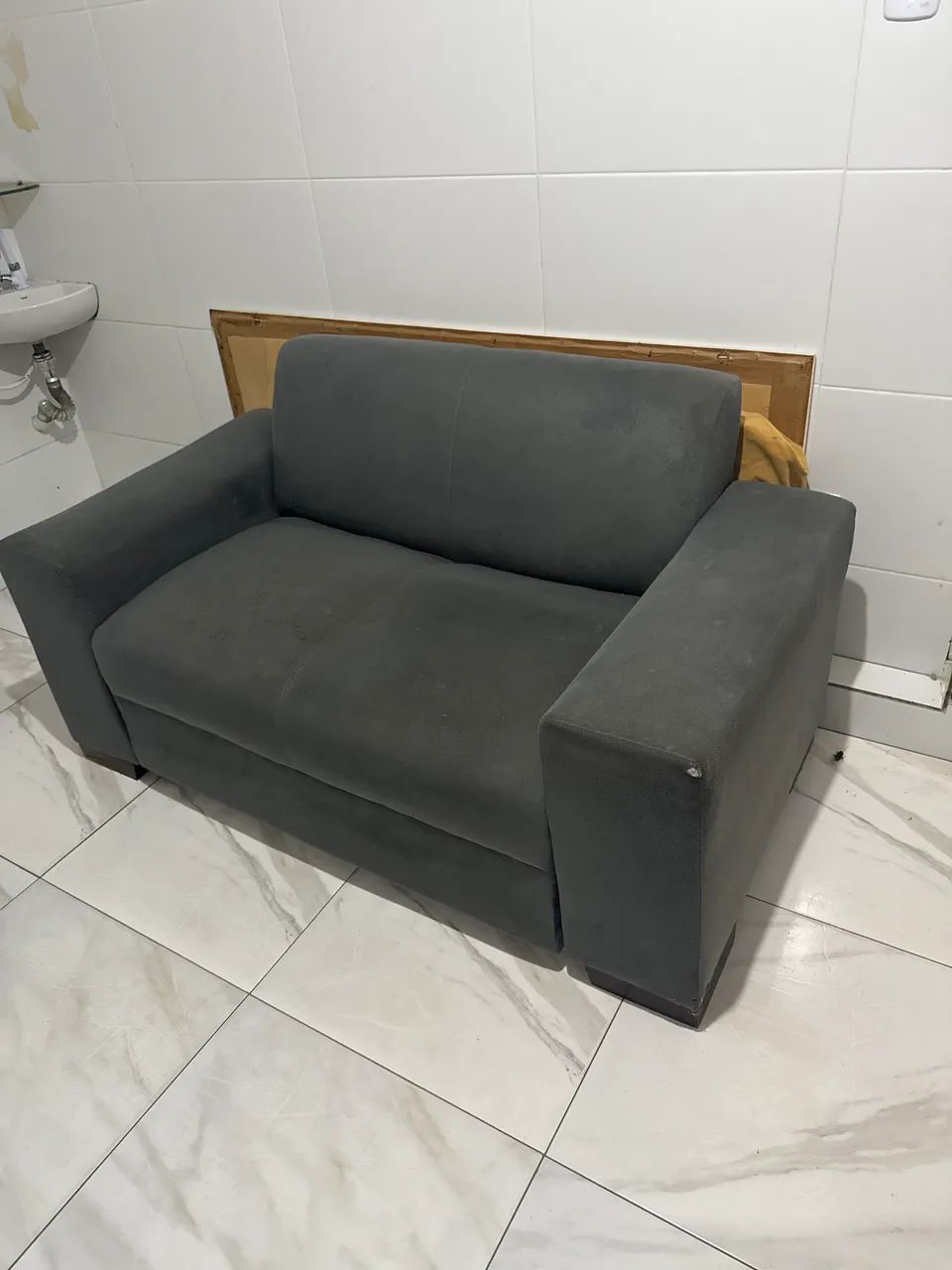 Sofá de dois lugares pra vender rápido  - Foto 2