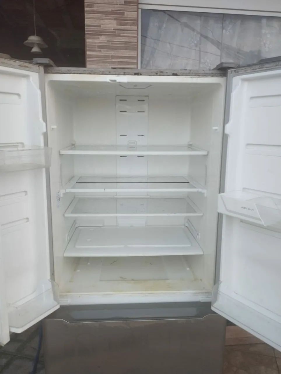 Vendo geladeira Eletrolux  - Foto 2