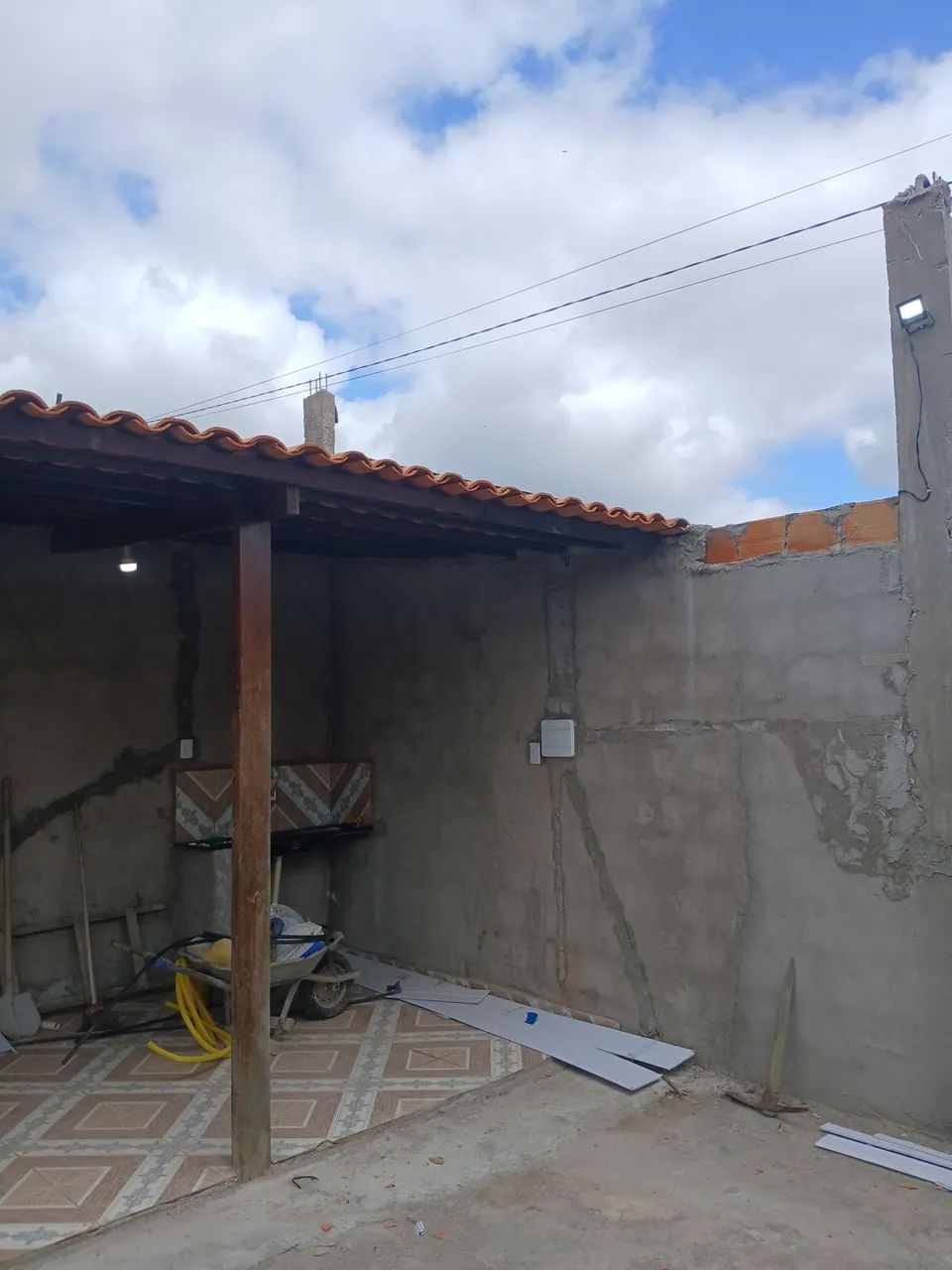 Terreno com quiosque