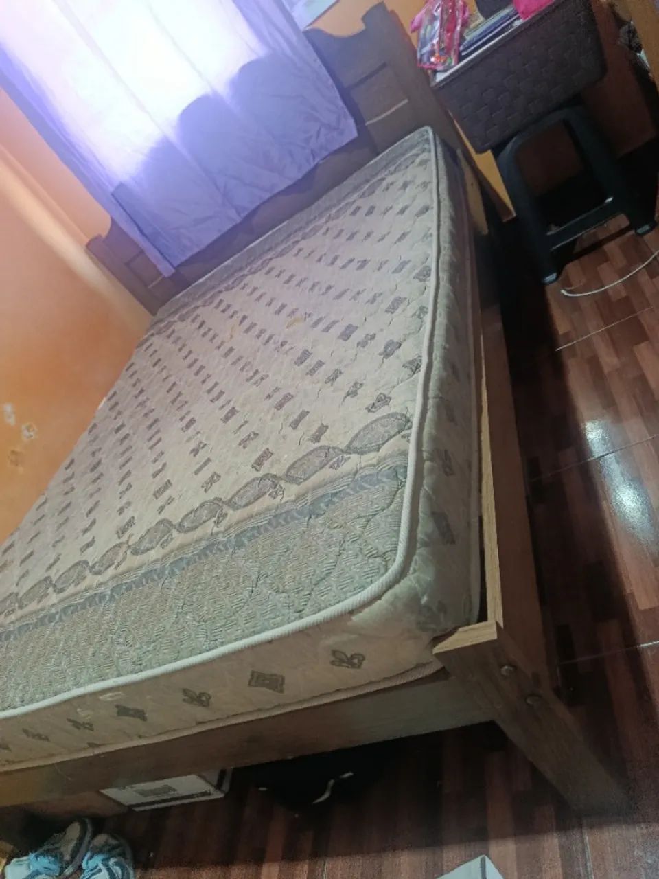 Cabeceira de cama com colchão  - Foto 2