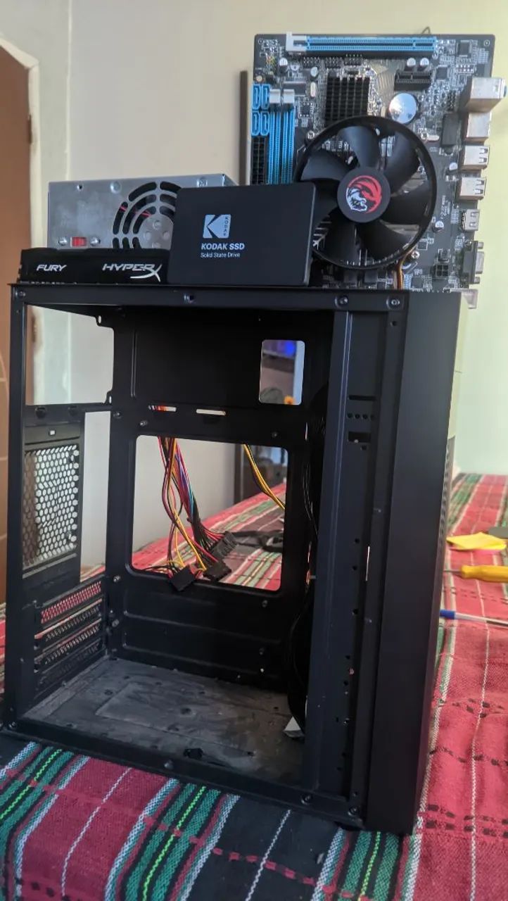 VENDE-SE CPU + NOTEBOOK (R$600) - Foto 2