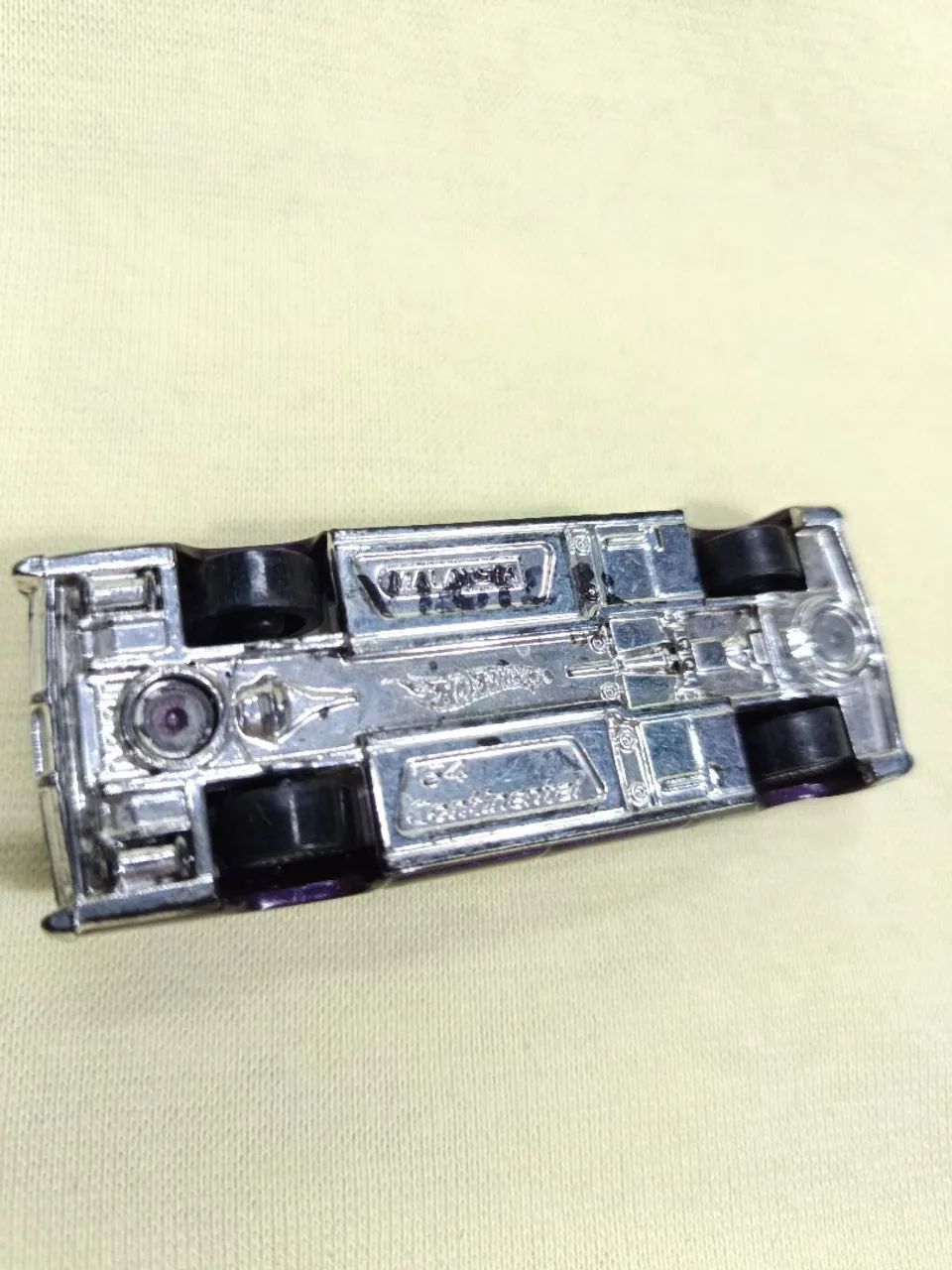 Carrinho Hot Wheels '64 Lincoln Continental - Foto 2