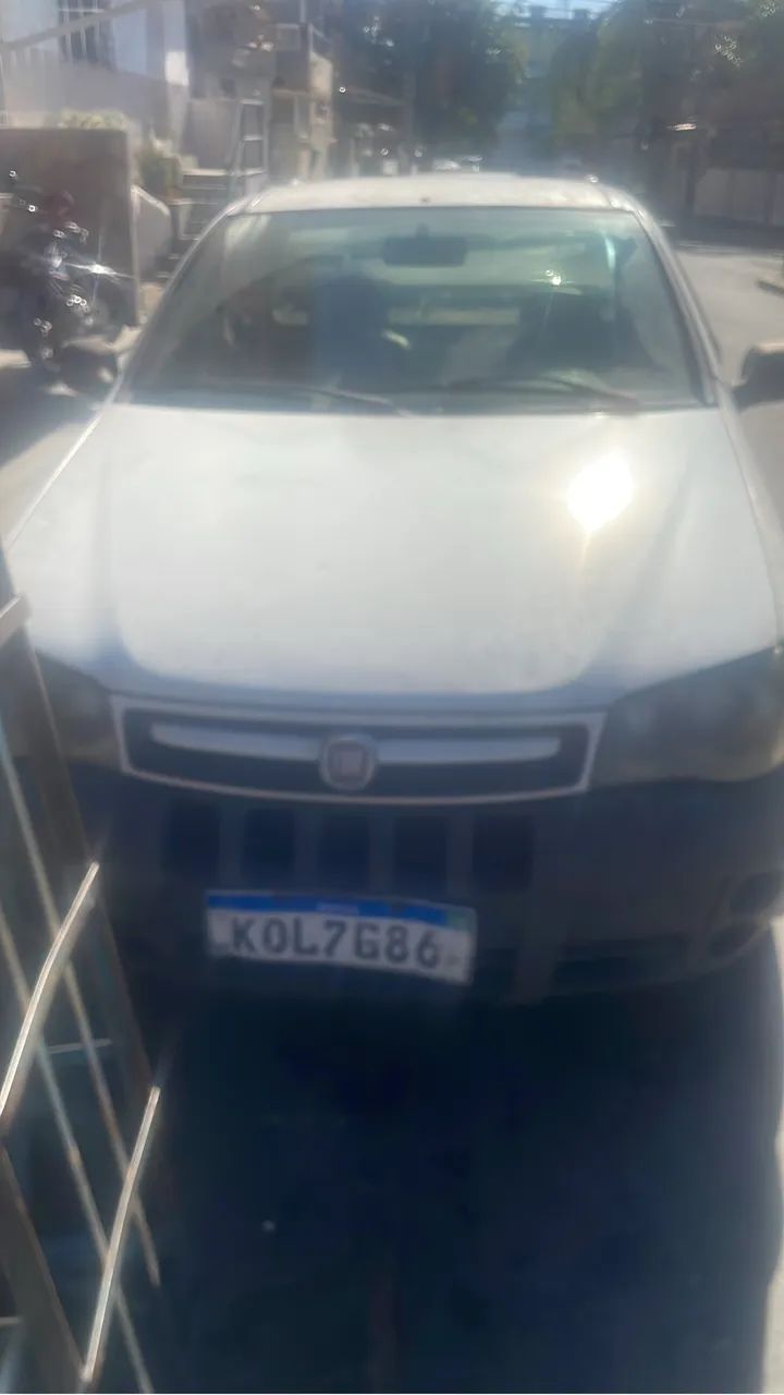 Fiat Strada 2012
