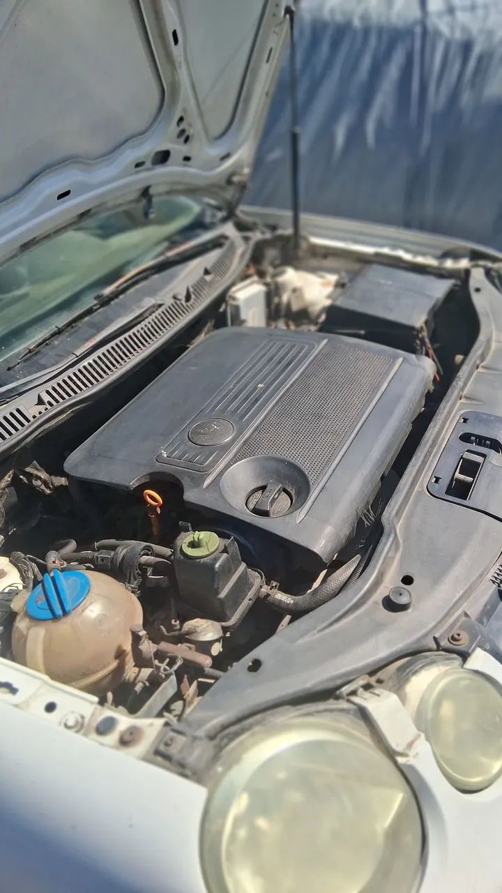 Volkswagen Polo 1.6 MI/ S.ouro 1.6mi 101cv 8V 5P 2003