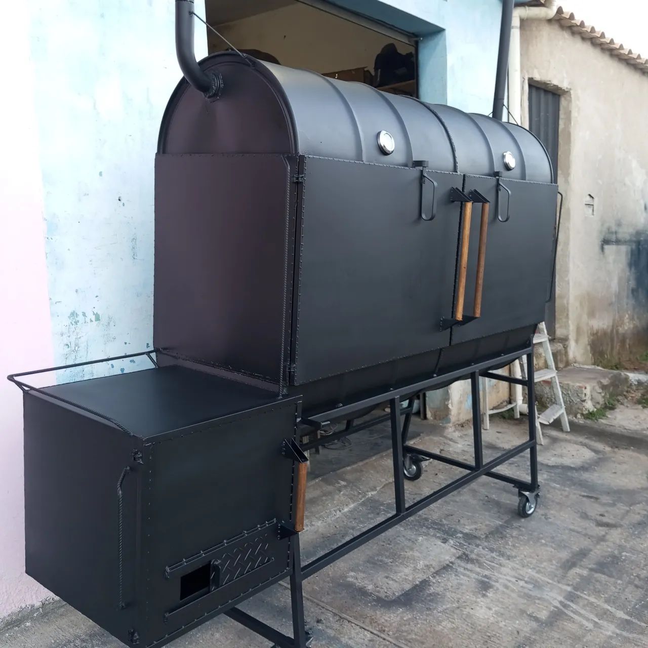 Churrasqueira comercial 