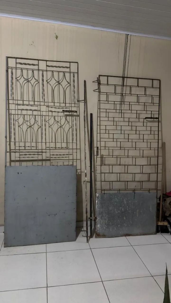 Portões no precinho 