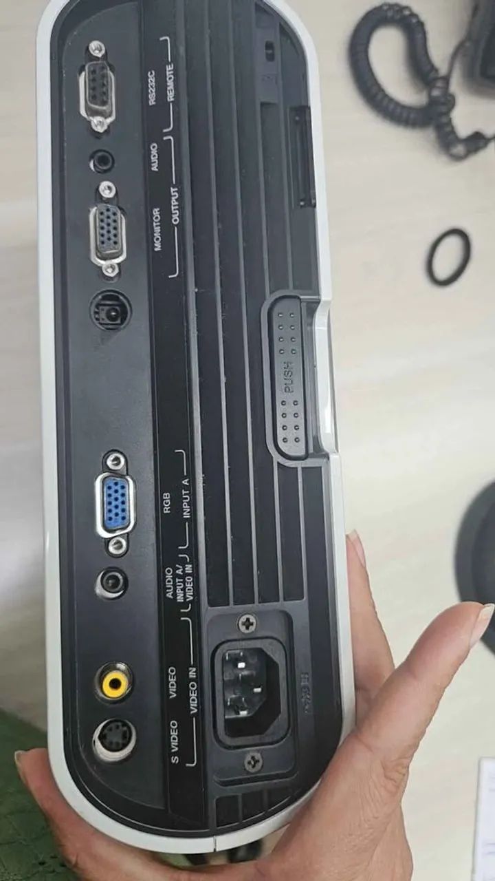 Projetor Sony XGA vpl-ex5 - Foto 4