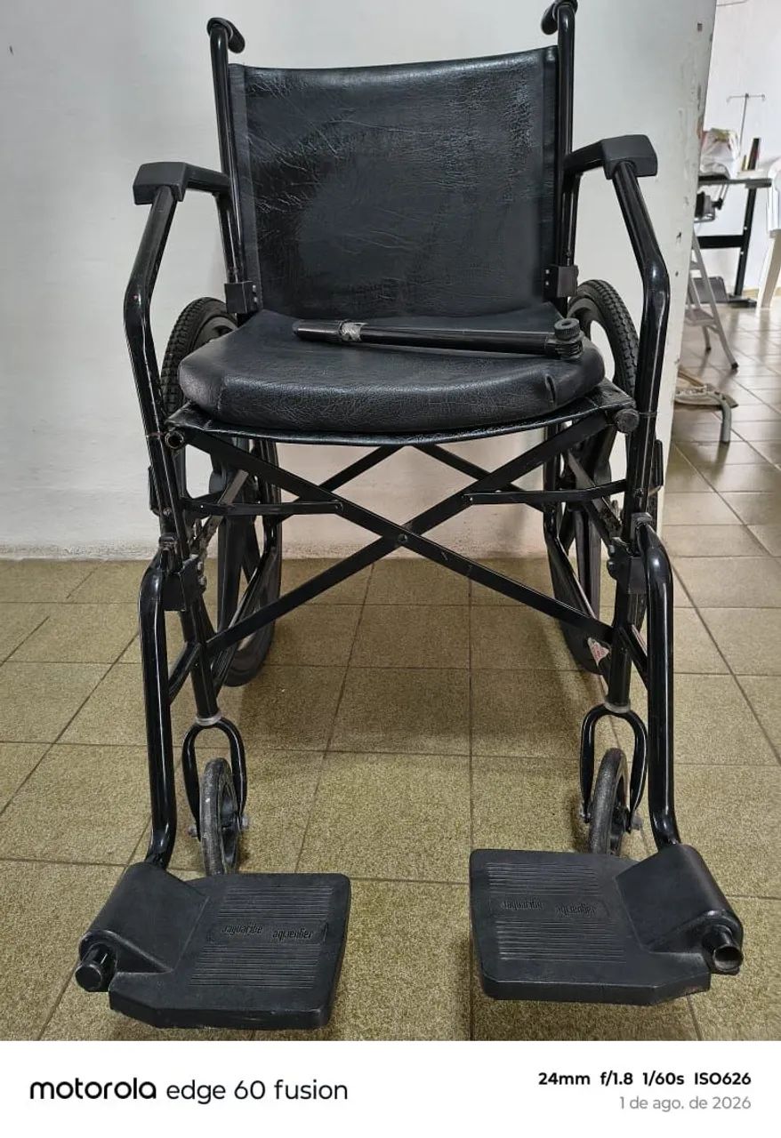 Cadeira de rodas  - Foto 2