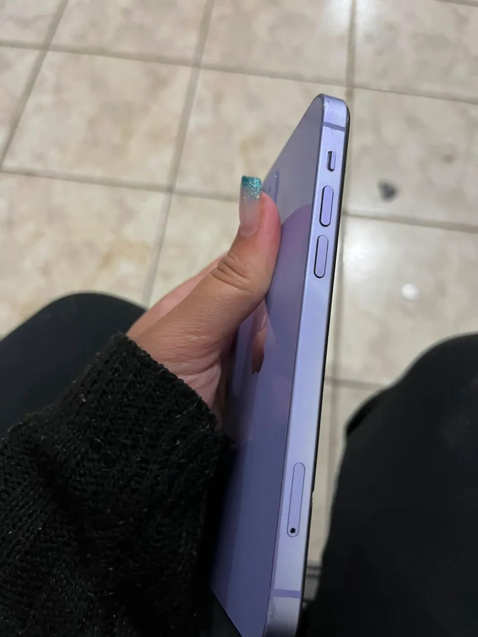 Vendo iPhone 12 lilás de 128gb - Foto 4