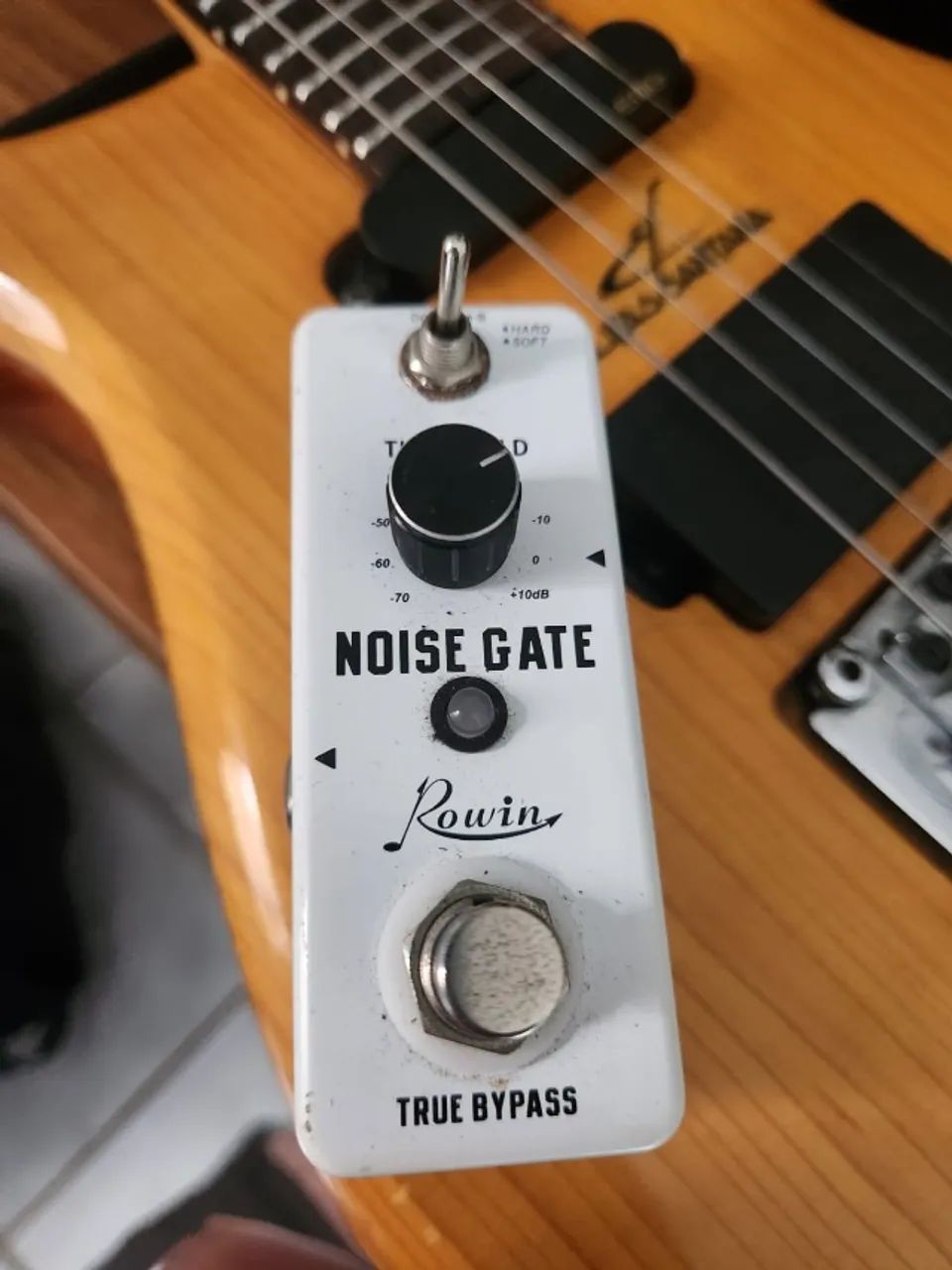 Noise Gate Rowin - noise supressor gate - Instrumentos musicais