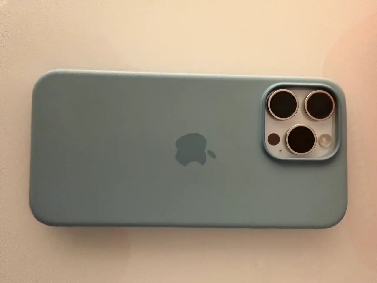 iPhone 15 pro max branco  - Foto 2
