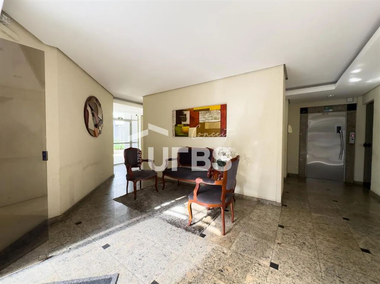 Apartamento a venda no Edifício Frankfurt - reformado - com dois quartos - Foto 3