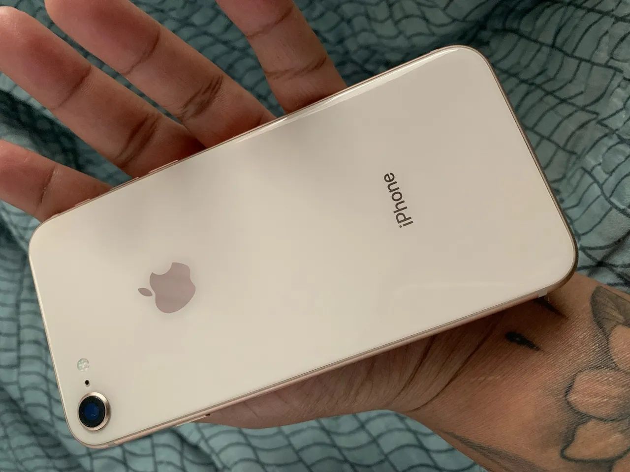 IPHONE 8  - Foto 3