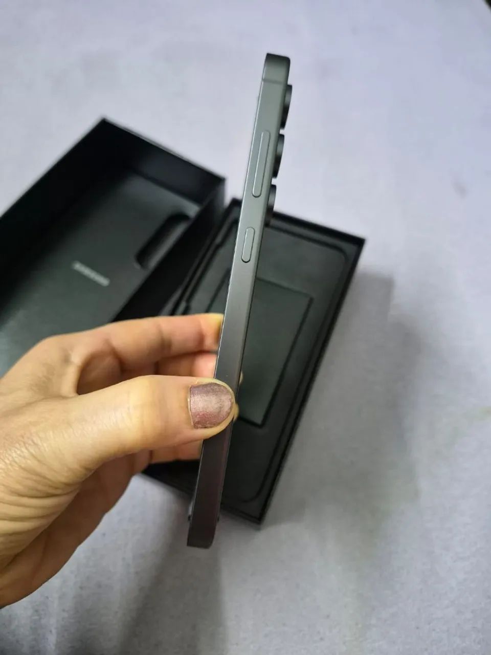 Celular Galaxy S24FE zerado na caixa - Foto 5