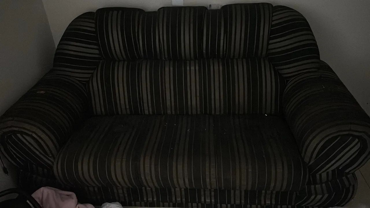 sofá simples 
