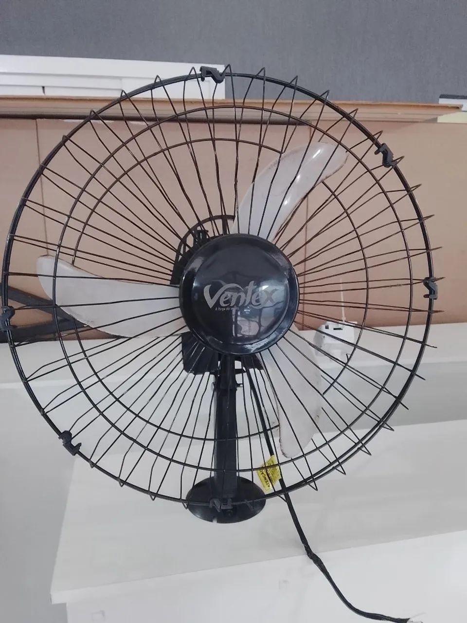 Ventilador de parede preto Ventex - Foto 3
