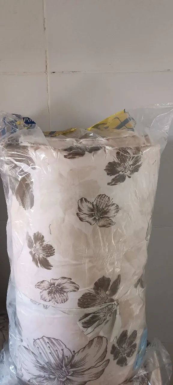 COLCHONETE PEQUENO COM TRAVESSEIRO  - Foto 4